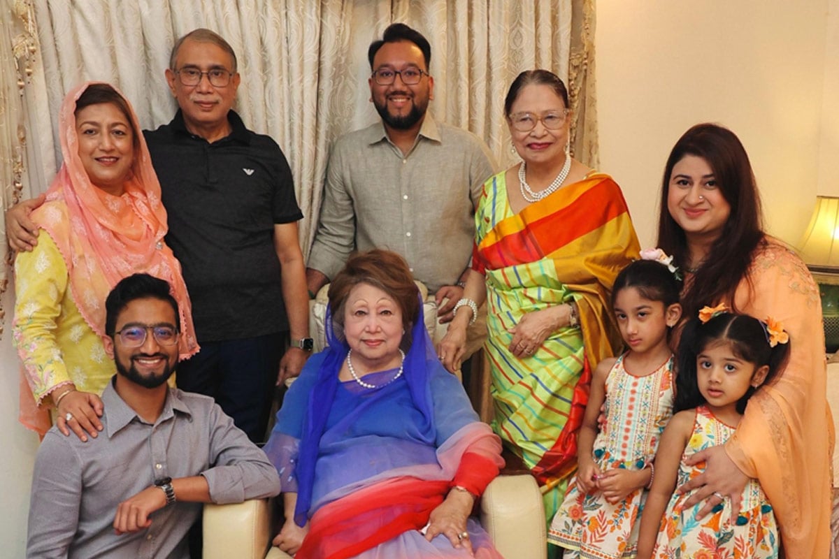 এক যুগ পর স্বজনের বাসায় খালেদা জিয়া
