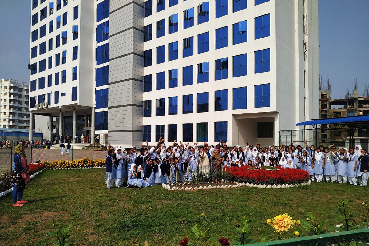 সাউথ পয়েন্ট স্কুল এন্ড কলেজের সাফল্য