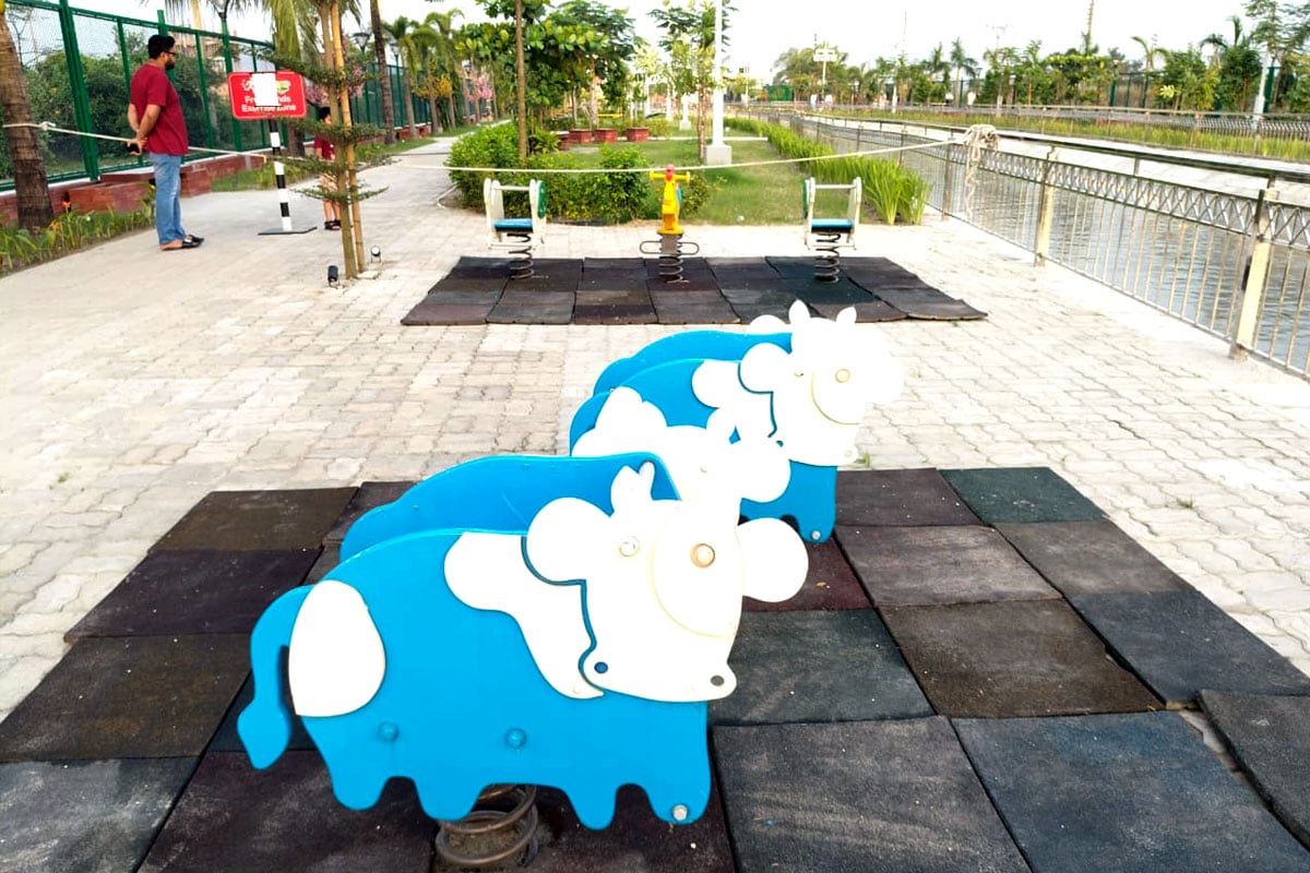 Bashundhara park