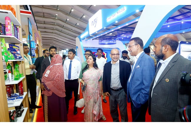 তিন দিনব্যাপী পেপারটেক এক্সপোর পর্দা উঠলো আইসিসিবিতে 